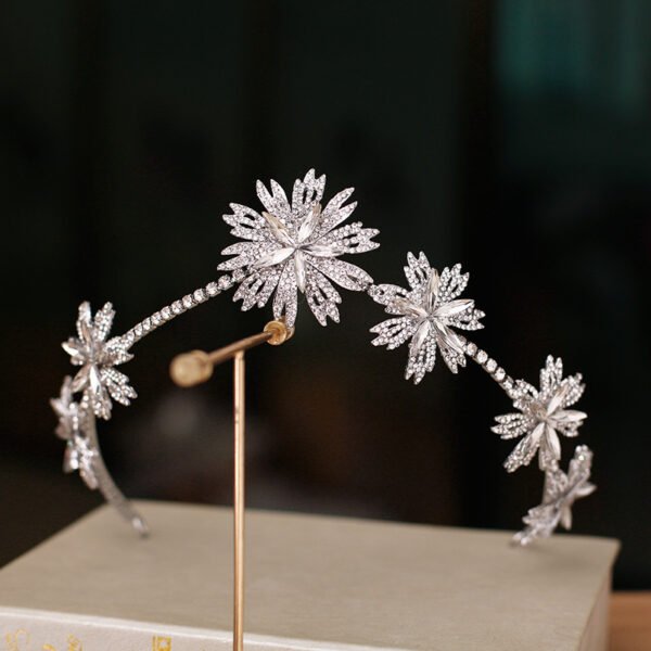New Korean Flowers Exquisite Hair Accessories Mori System - Image 3