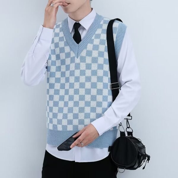 V-neck Knitted Boys' Checkered Sweater Vest - Image 4