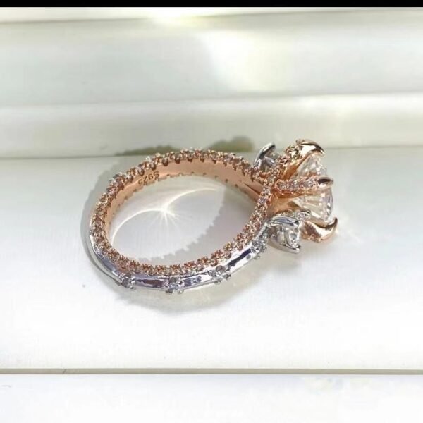 Three-Life Stone Moissanite Women's Ring - Image 3