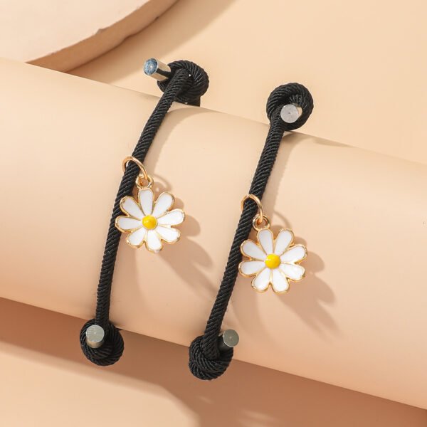 Men's And Women's Fashion Acrylic Love Magnetic Snap Bracelet - Image 3