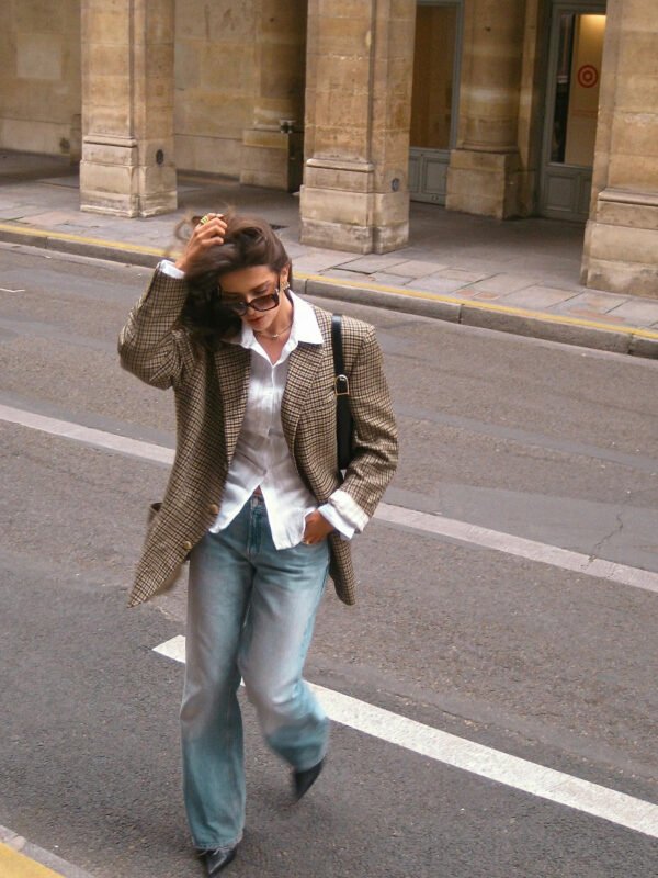 Elegant Plaid Blazer - Image 5