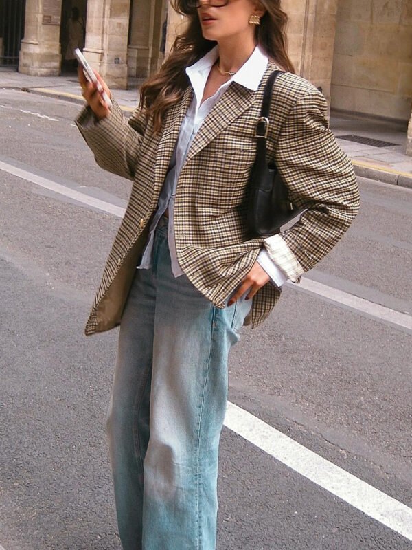 Elegant Plaid Blazer - Image 3