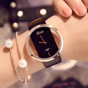 Ladies hollow watch