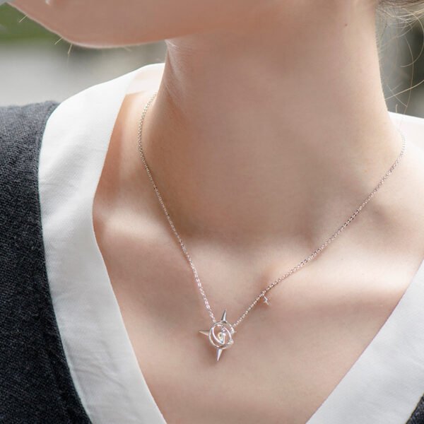 Frosty Wind Clavicle Chain Necklace Pendant - Image 3