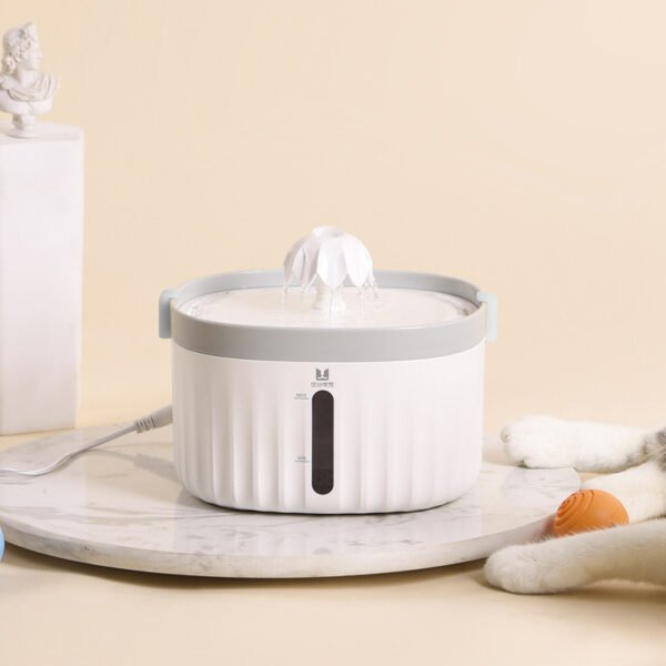 Pet waterer - Image 2