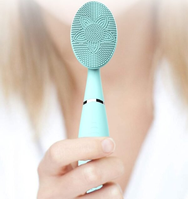 Rechargeable Silicone Cleansing Device - Image 8