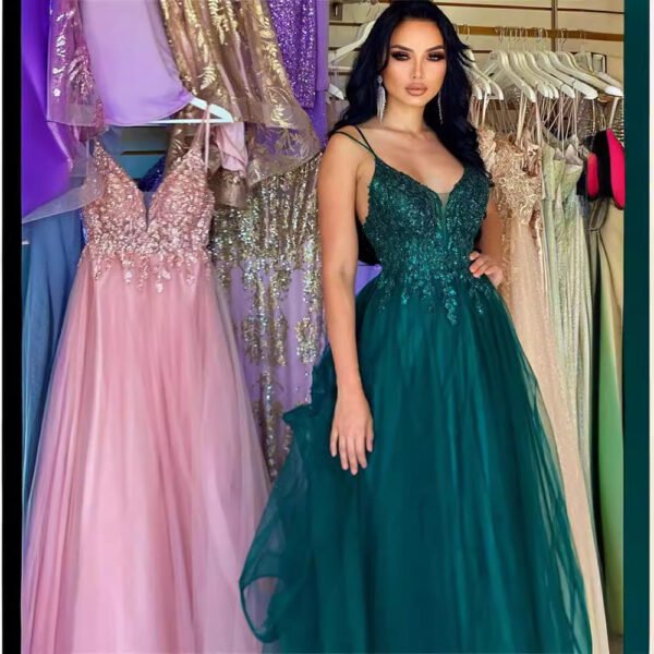Dark Green Banquet Host Evening Dress - Image 3