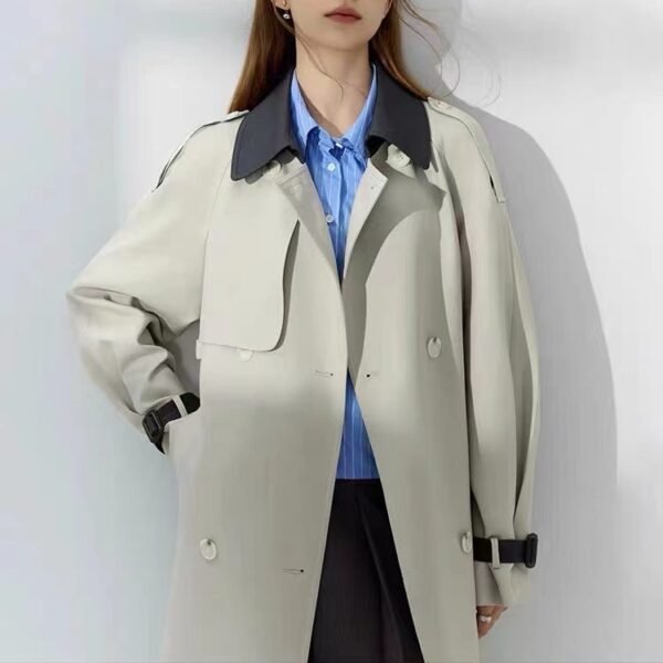 Luxurious Windbreaker coat - Image 10