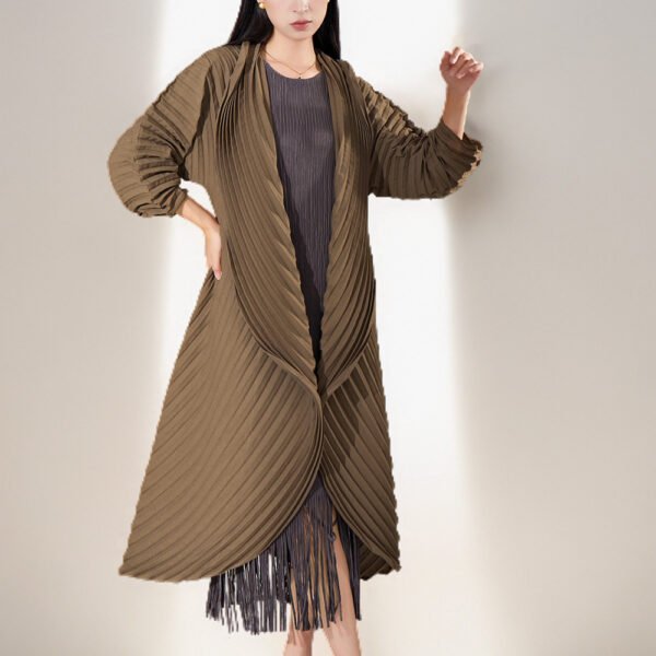 Manual Crimping Female Long Trench Coat - Image 8