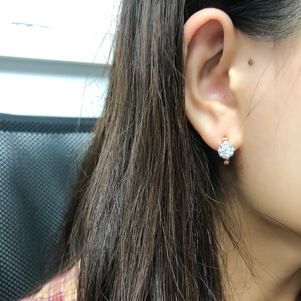 Women's Moissanite Earrings 18K Gold D Color - Image 3