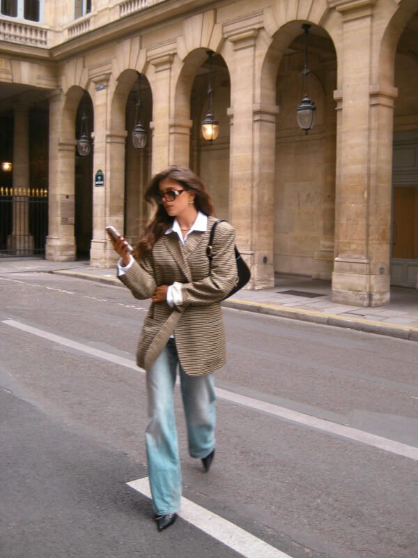 Elegant Plaid Blazer - Image 6
