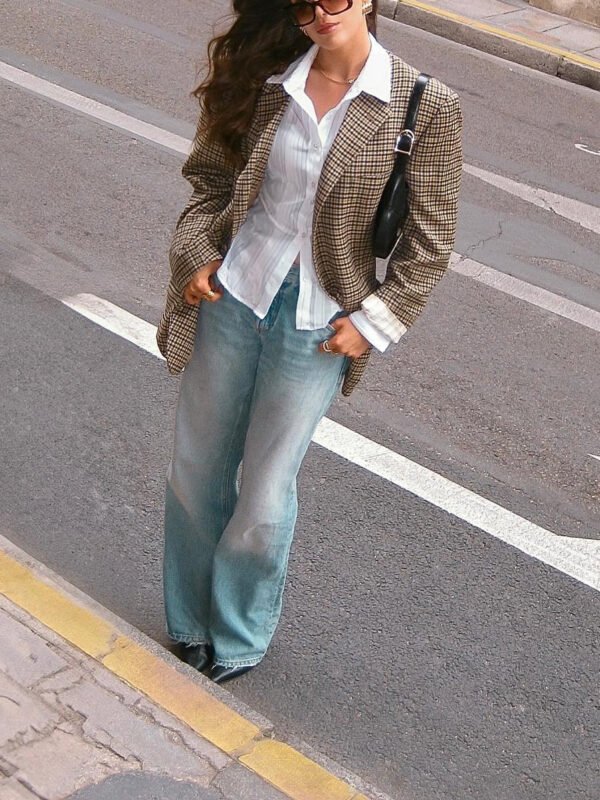 Elegant Plaid Blazer - Image 4