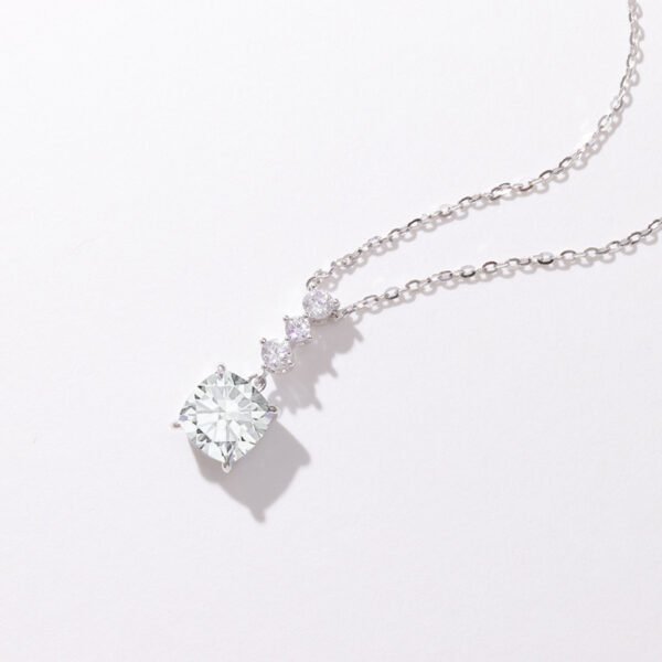 S925 Silver Zircon Necklace Female Affordable Luxury Fashion Design Sense - Image 3