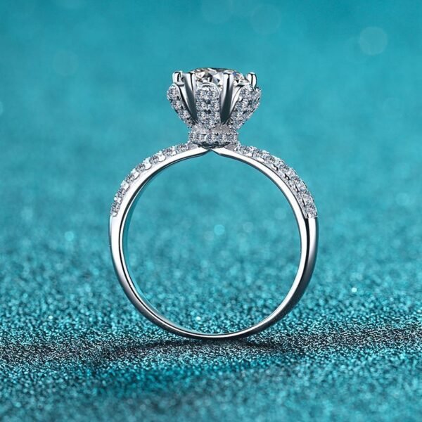 Women's Fashion Sterling Silver Ring - Image 2