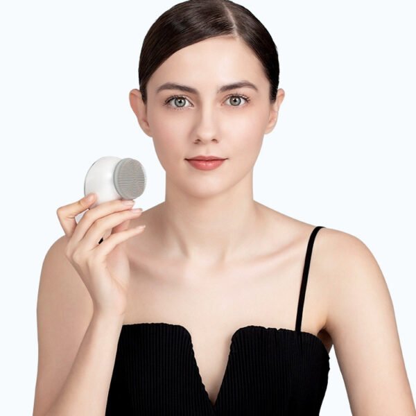 Electric Silicone Facial Cleansing Device Imported Facial Pore Cleaner - Image 5