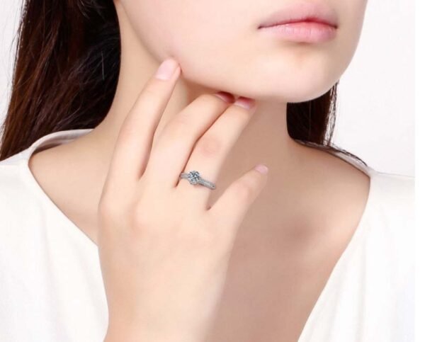 Six-claw paved with diamond luxury ring - Image 7