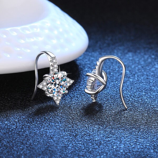 Female Light Luxury Temperament Octagonal Star Earrings - Image 3