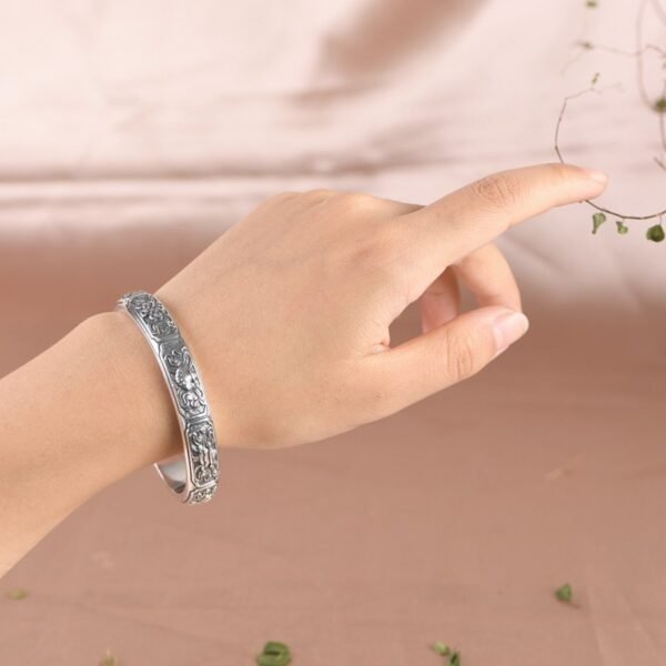 Siam Antique 999 Silver Bracelet Retro Female - Image 3