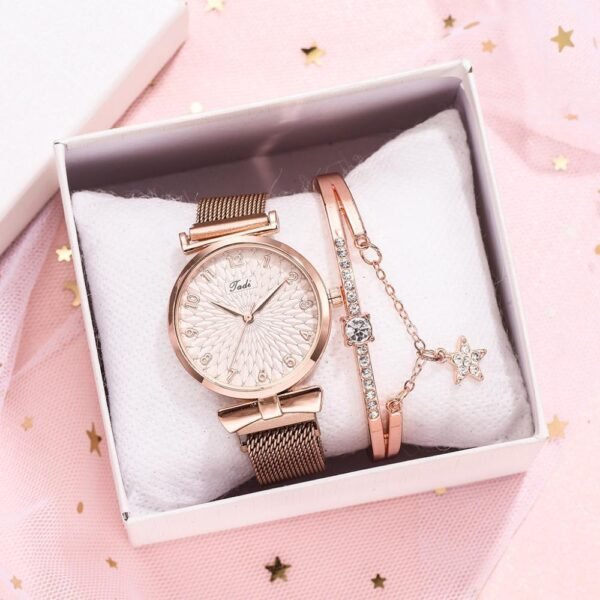 Women's Digital Alloy Watch Bracelet - Image 7
