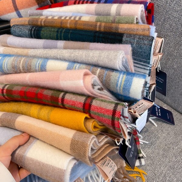 Pure Wool Plaid Scarf British Classic - Image 3