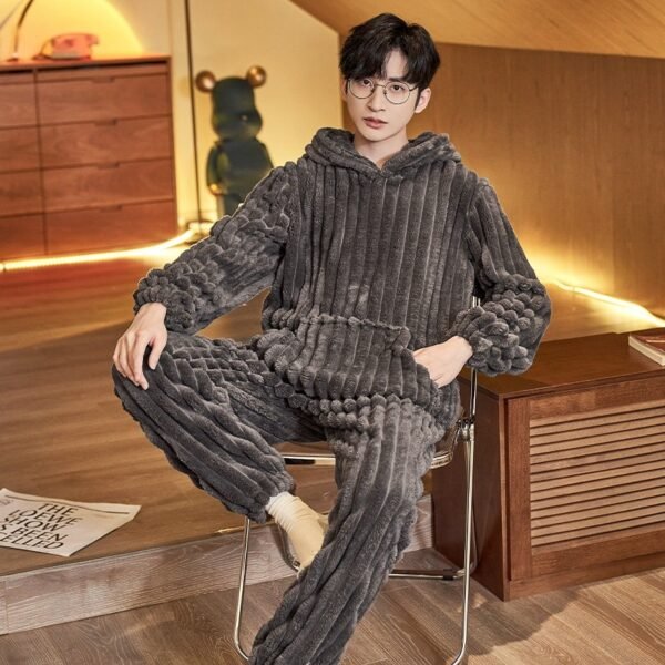 Warm And Warm Large Home Clothing Set - Image 3