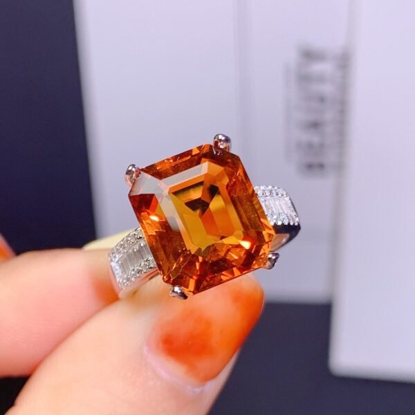 Large Grain Natural Citrine Ring Black Velvet - Image 5