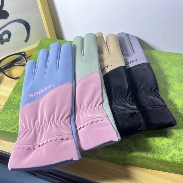 Touch Screen Student Wind-proof And Cold Protection Knitted Gloves Thickened - Image 3