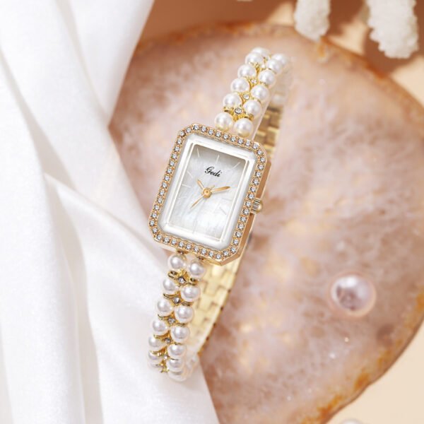 Shell Pearls Women's Creative Quartz Watch - Image 3
