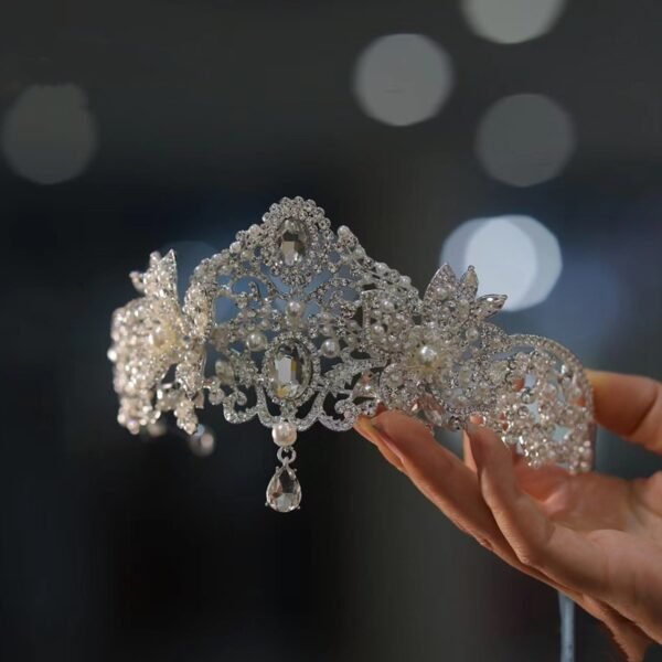 New Wedding Dress Silver Forehead Crown Temperament Luxury Rhinestone Alloy - Image 4