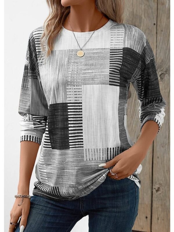 Women's Geometric 3D Digital Printed Loose Long Sleeves Sweater - Image 3