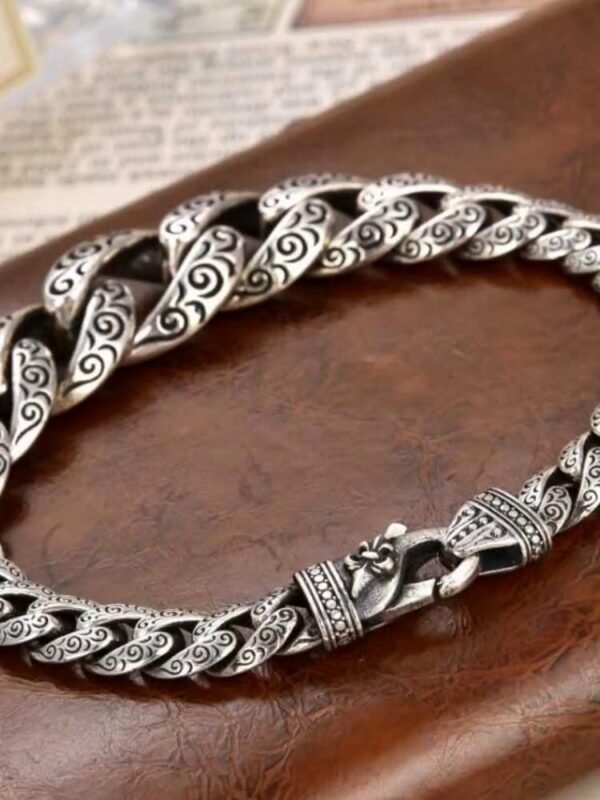 Domineering Retro Double Chinese Dragon Heads Bracelet - Image 10