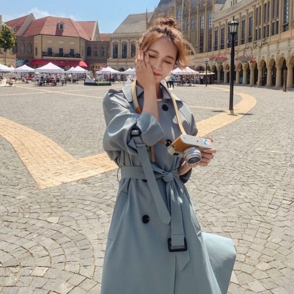Classic British Trench Coat - Image 4