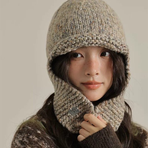 Retro Face-looking Small Mixed Color Woven Knitted Earmuffs Hat