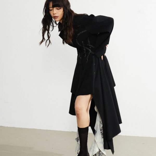 Retro Decorative Open-line Irregular Hem Profile Suit Large Coat - Image 2