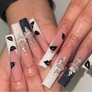 Black And White Lip Print Crown Nail Sticker