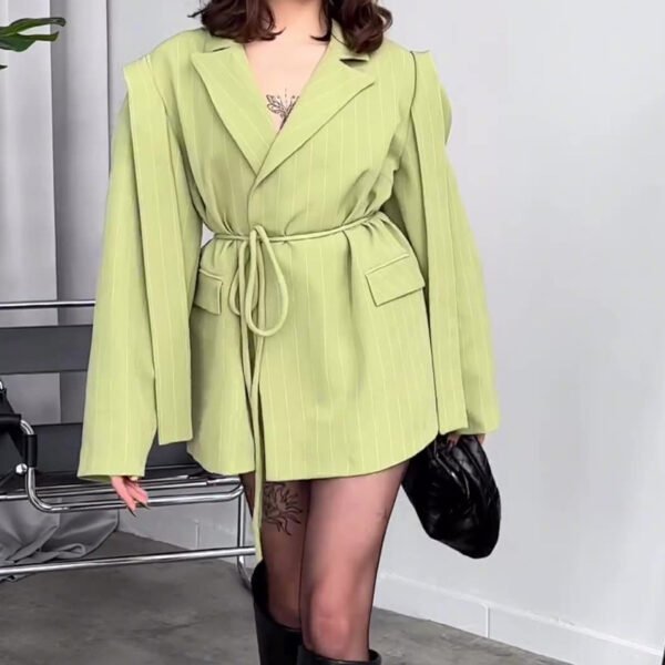 Solid Color Large Lapel Loose Lace-up Suit Jacket - Image 6