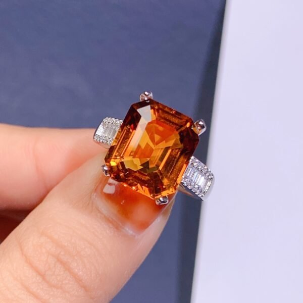 Large Grain Natural Citrine Ring Black Velvet - Image 4