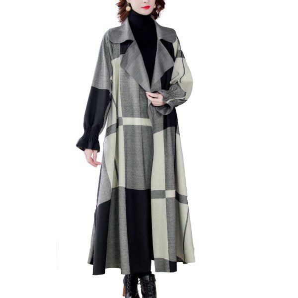 Elegant Plaid Trench Coat - Image 5
