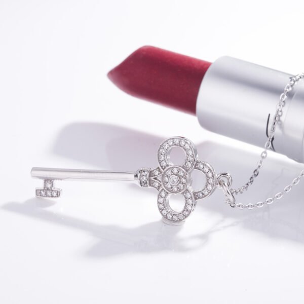 Sterling Silver Light Luxury Heart Crown Key Necklace Simple - Image 5