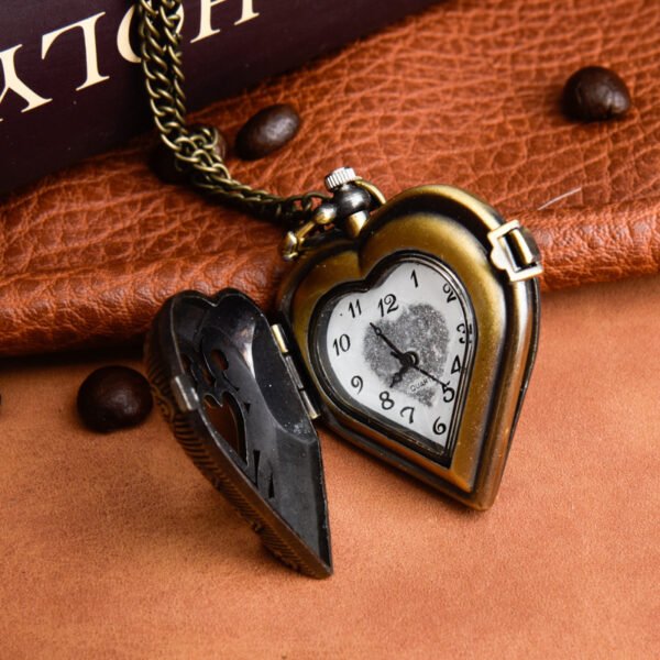 Quartz Watch Retro Hollow Heart-shaped Pocket Watch With Diamond - Image 4