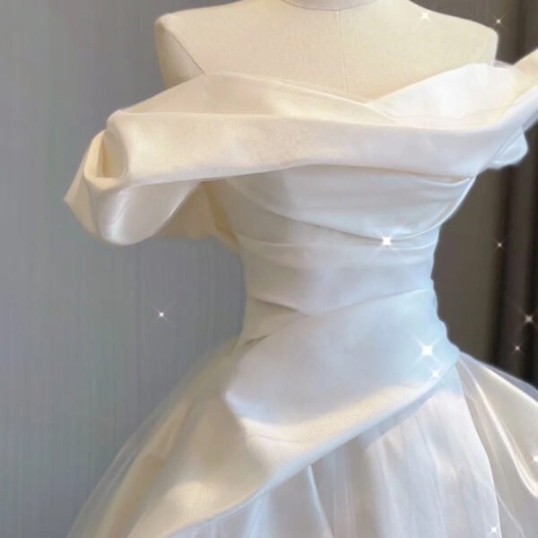 Temperament Princess Style French Satin Tail - Image 2