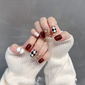Pure Hand Drawing Autumn Warm Chocolate Black And White Diamond Lattice Oval Wear Armor