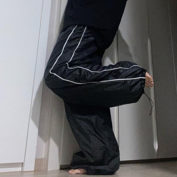 Tight Waist Loose Straight Cargo Pants - Image 6