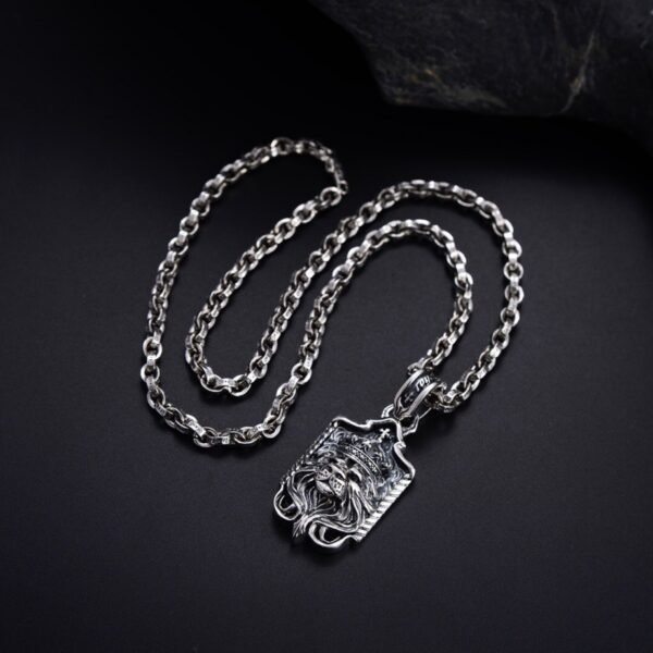 S925 Silver Dominant Lion Three Dimensional Hangtag Necklace - Image 4