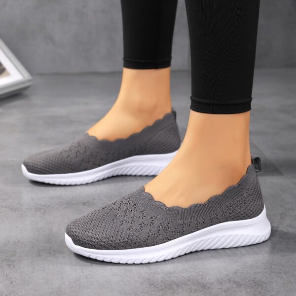 Low-cut Flying Woven Fashion Plus Size Women's Shoes - Image 3