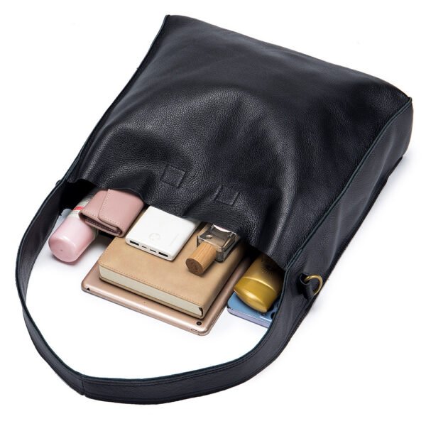 Retro Large Capacity Women's Shoulder Crossbody Bag - Image 4