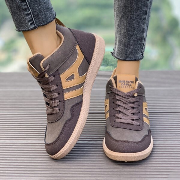 Women's Soft-soled Breathable Flat Round Toe Color-blocking Low-cut Skate Shoes - Image 2