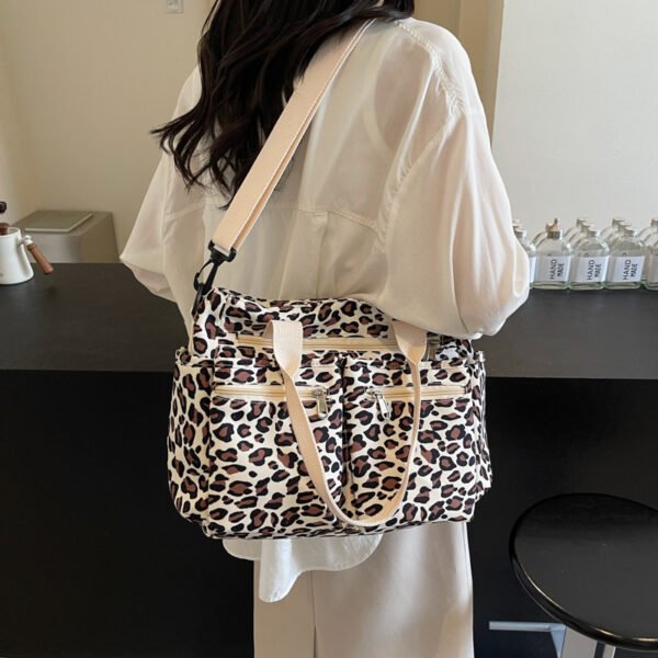 Large Capacity Leopard Print All-match Shoulder Messenger Bag - Image 3
