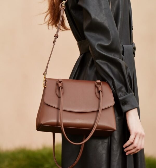 Vintage messenger bag - Image 2