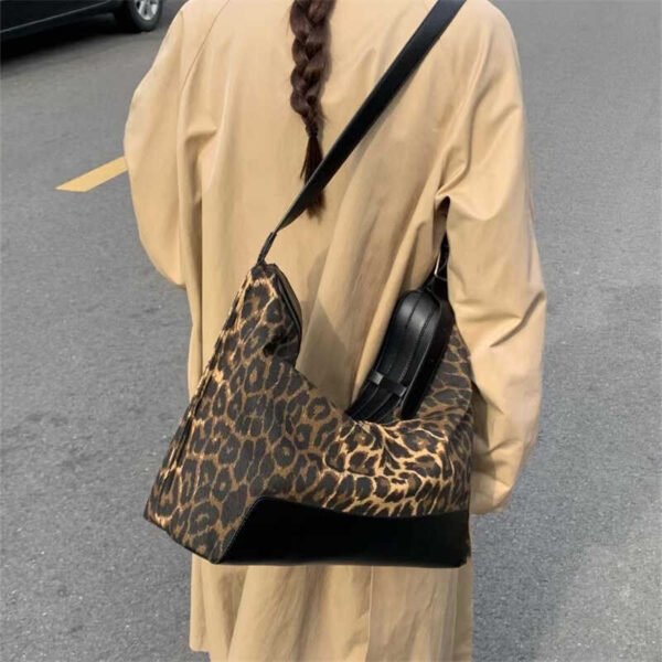 Special-interest Design Leopard Print Hot Girl Retro Canvas Leather Patchwork - Image 8